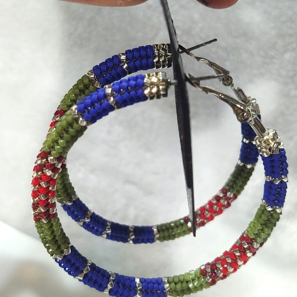One of a kind Authentic Native American Beaded Hoop Earrings. - Picture 2 of 2